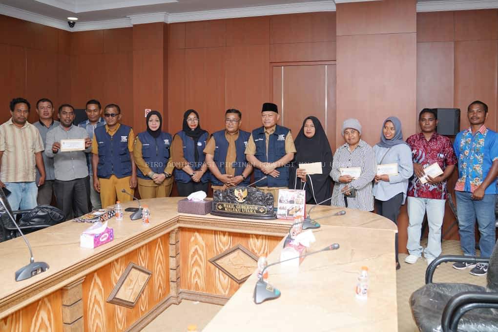 Sherly-Sarbin Yang Humanis : Pemprov Serahkan Santunan Duka Kepada Enam Ahli Waris.