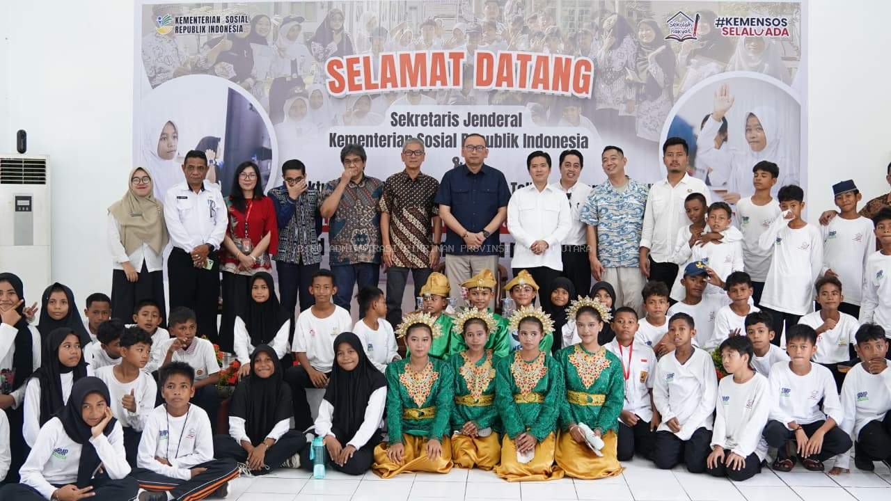Sekjen Kemensos Apresiasi Perkembangan "Luar Biasa" Sekolah Rakyat 1C di Ternate, Jadi Kunci Peningkatan Kualitas SDM Malut