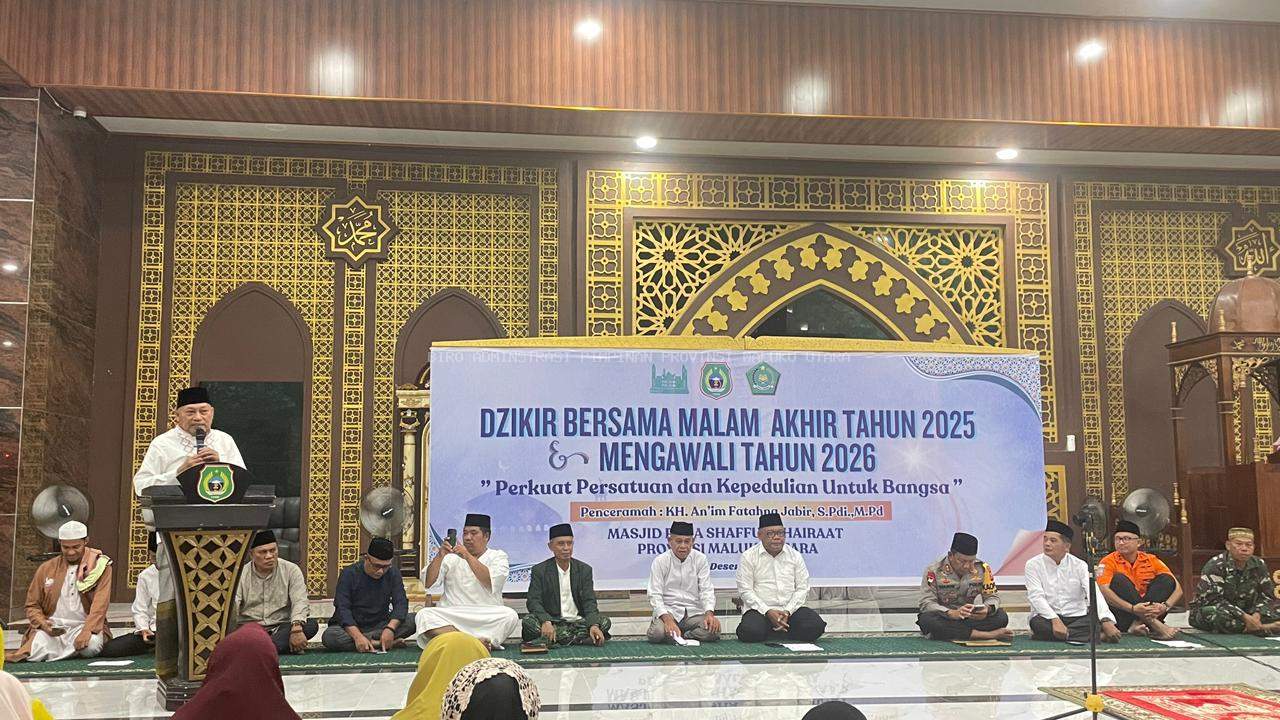Lantunan Dzikir Iringi Malam Perayaan Tahun Baru 2026 di Maluku Utara