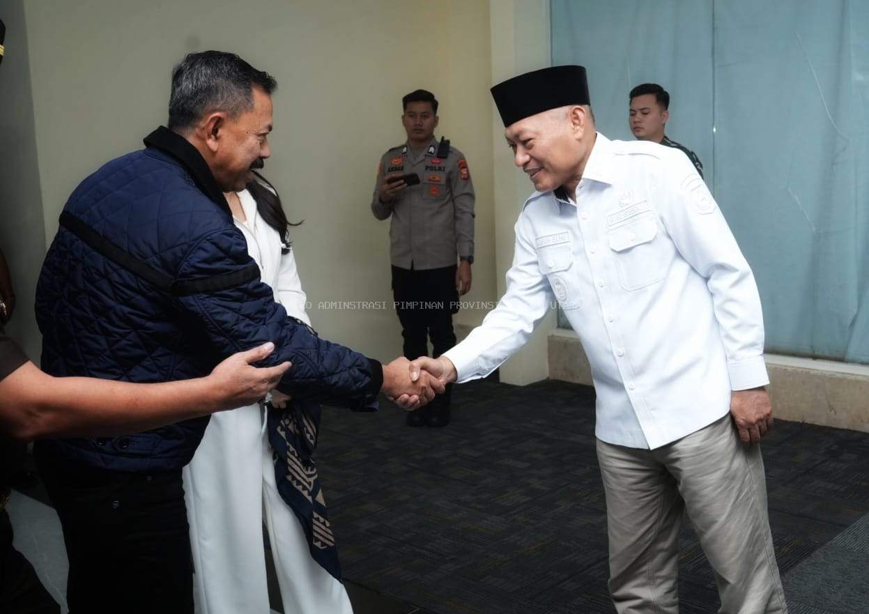 Wagub Malut Sambut Kedatangan Jampidum Kejagung RI di Bandara Sultan Baabullah