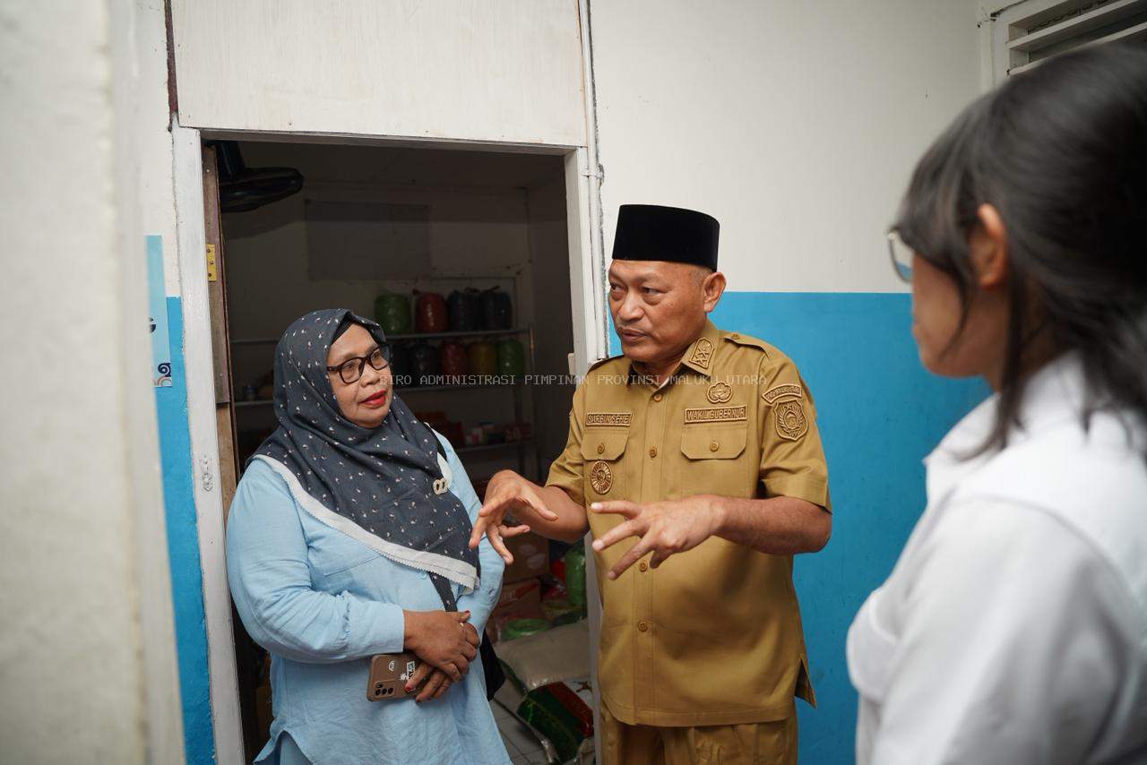Pastikan MBG Berjalan Baik, Wagub Inspeksi SPPG Gura Tobelo